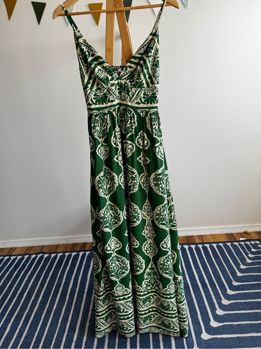 NWT BALTIC BORN | Davinah V Neck Maxi Dress